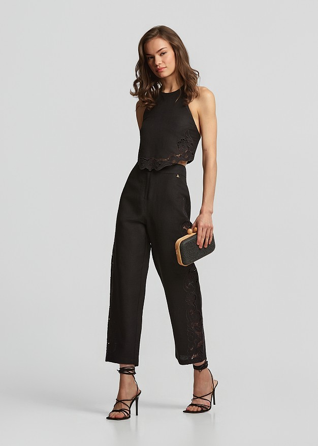 High-waisted trousers with a linen-look finish