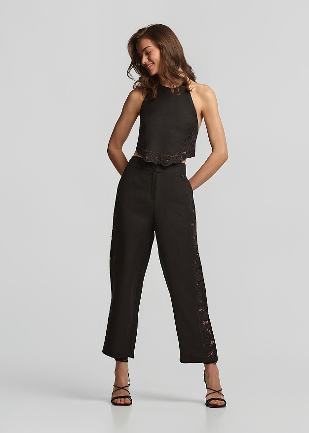 High-waisted trousers with a linen-look finish