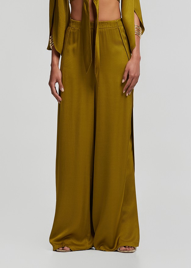 Wide leg trousers with satin finish and slits