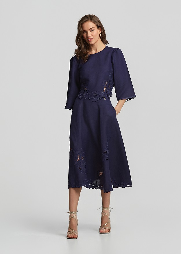 Midi flared skirt with a linen-look finish