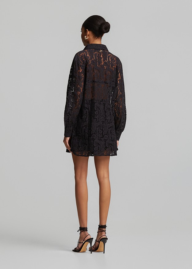 Comfortable lace shirt