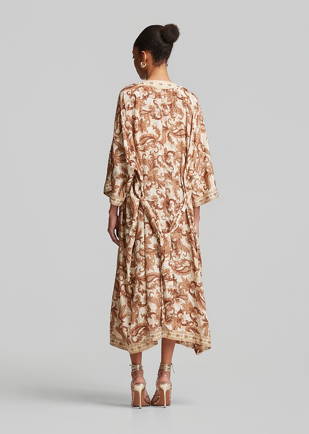 Printed kimono in foil detailing
