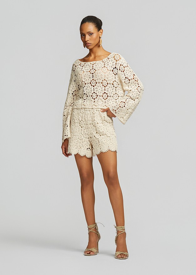 Crochet shorts with sequins