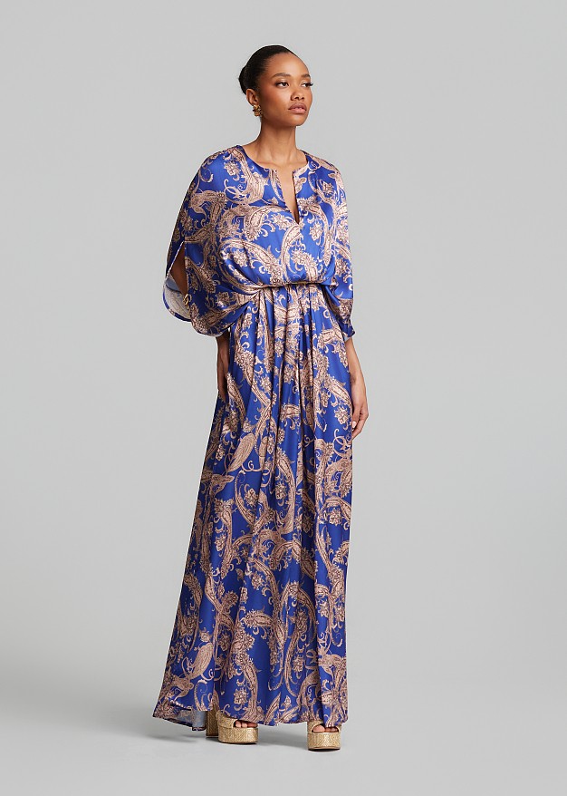 Rochie lungă cu print și aspect satinat