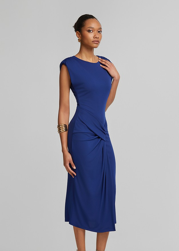 Midi dress with a side tie and structured shoulders