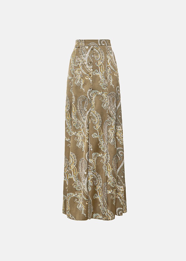 Maxi skirt with a paisley print and satin look