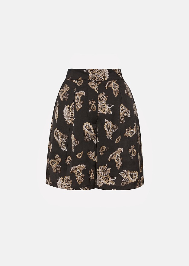 Printed high-waisted shorts in satin look