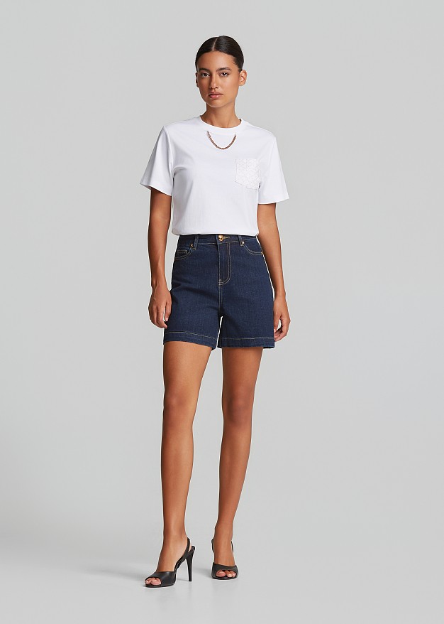 Cotton top with chain and pocket