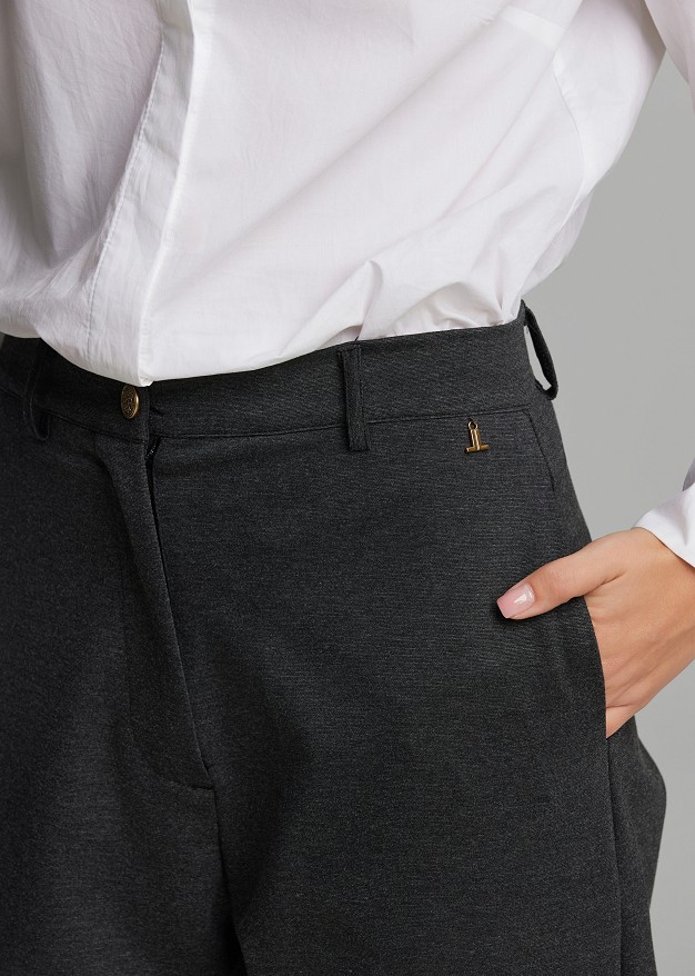 Barrel-leg fabric trousers