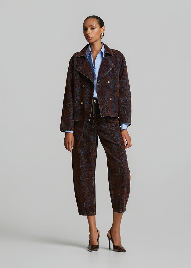 Double-breasted denim jacket with a velvet print