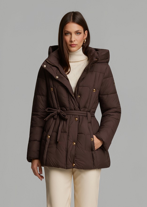 Short hooded puffer jacket