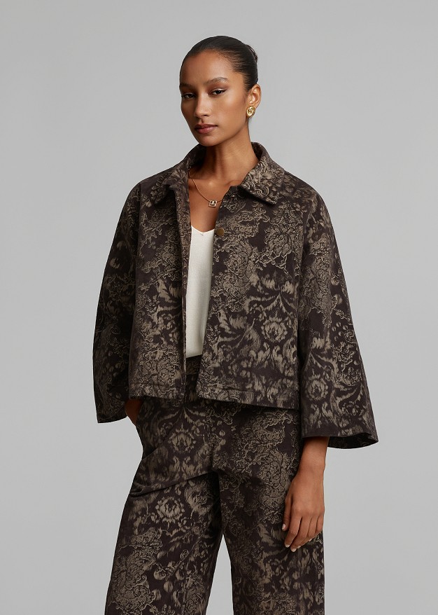 Boxy brocade jacket with 3/4 sleeves