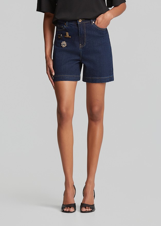 Denim shorts in statement pins