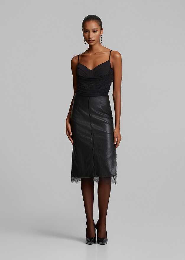 Satin-look bustier in  lace