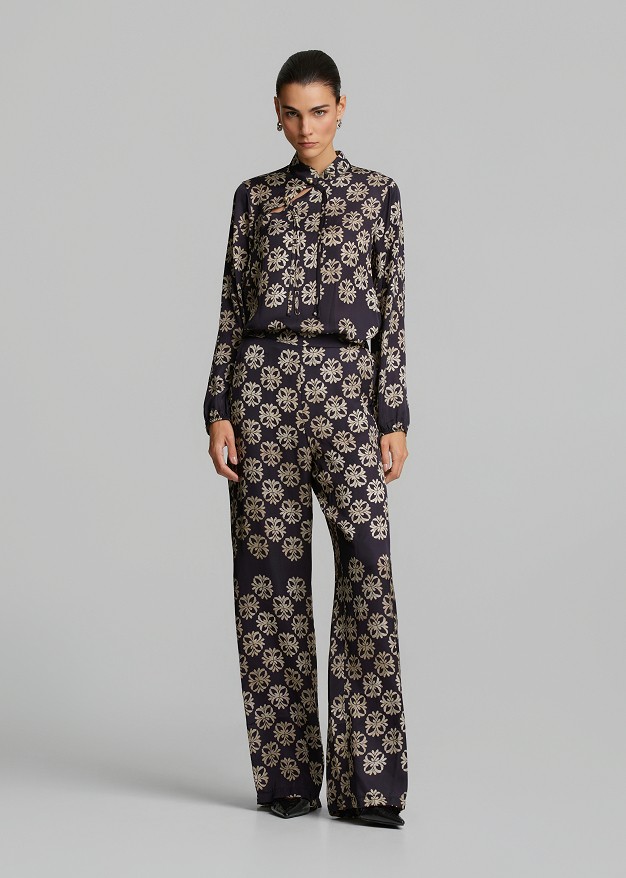 Mandarin collar blouse in satin printed look