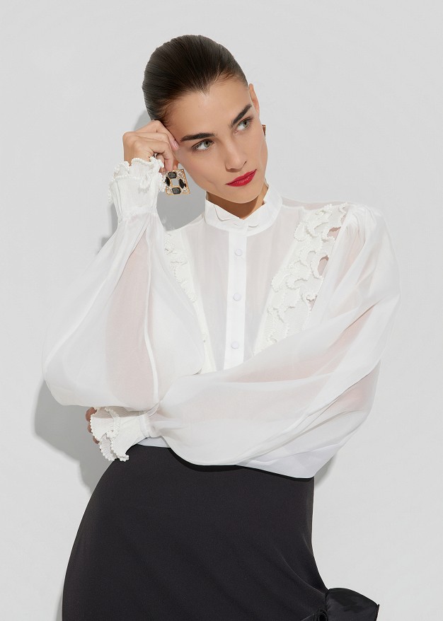 Shirt with a silk-chiffon look