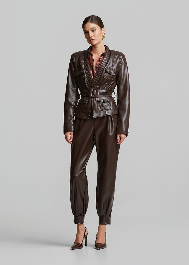 Jacket in leather look with belt