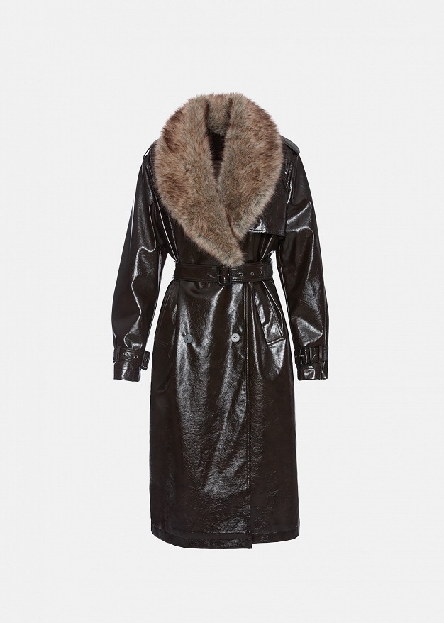 Long vinyl-look coat with a faux fur collar