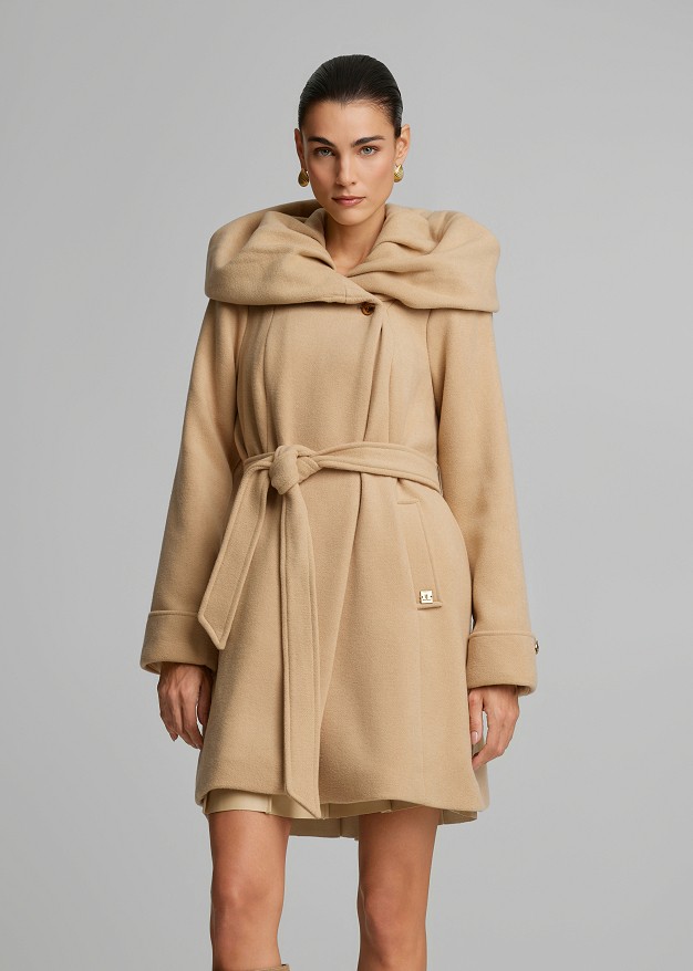 Palton scurt cu glugă oversized