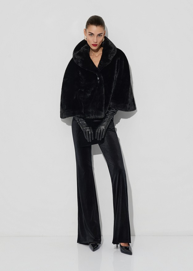 Cape, faux-fur look in black