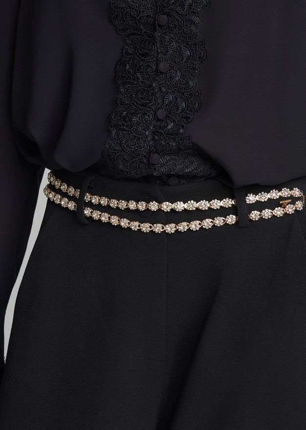 Double elastic metal belt with crystals