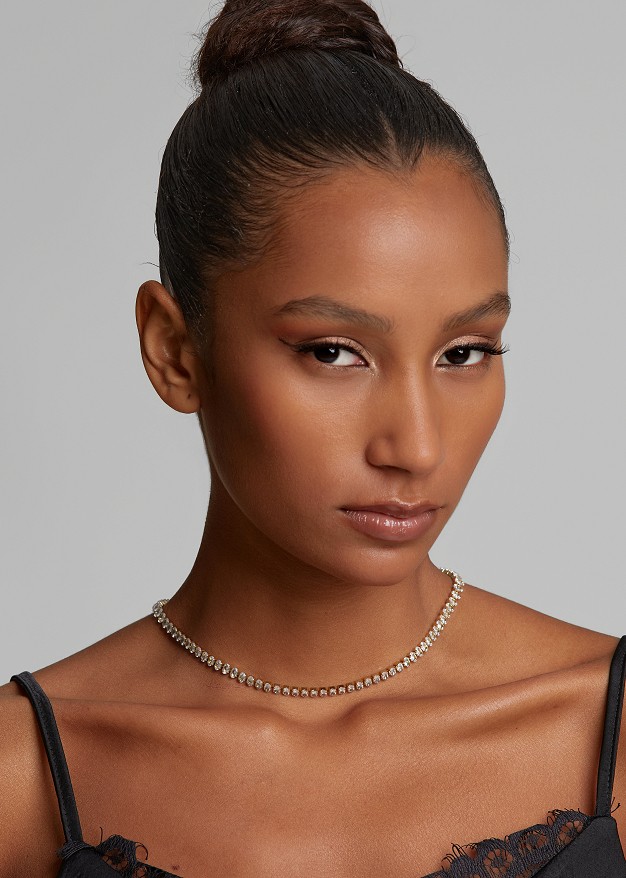 Stainless steel necklace with stass