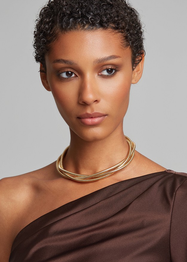 Triple collar necklace in gold tone