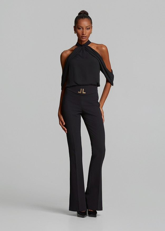 Blouse in adjustable sleeves