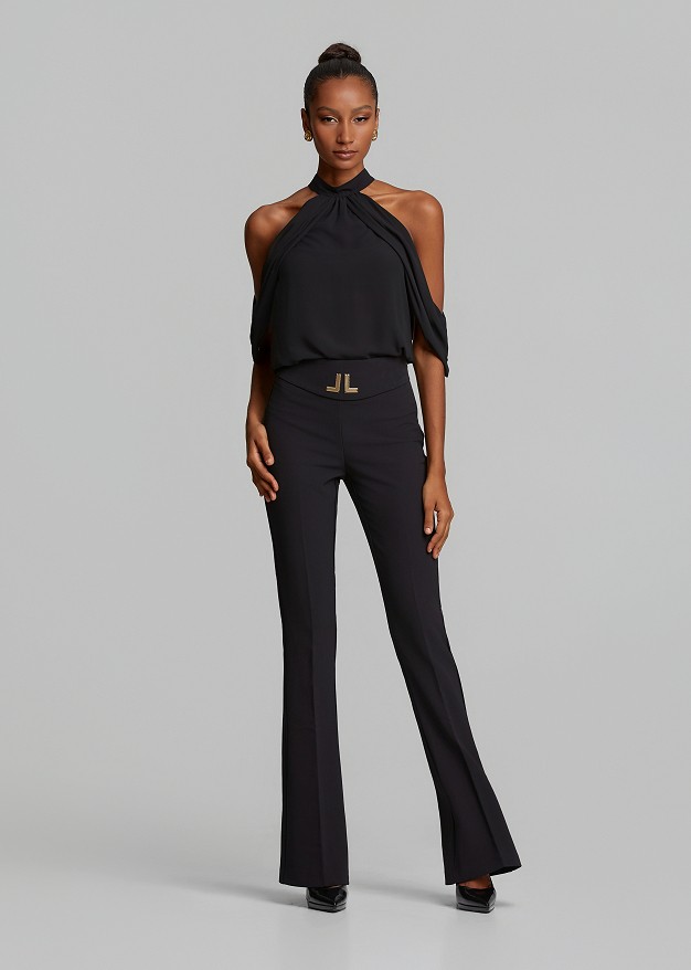Blouse in adjustable sleeves