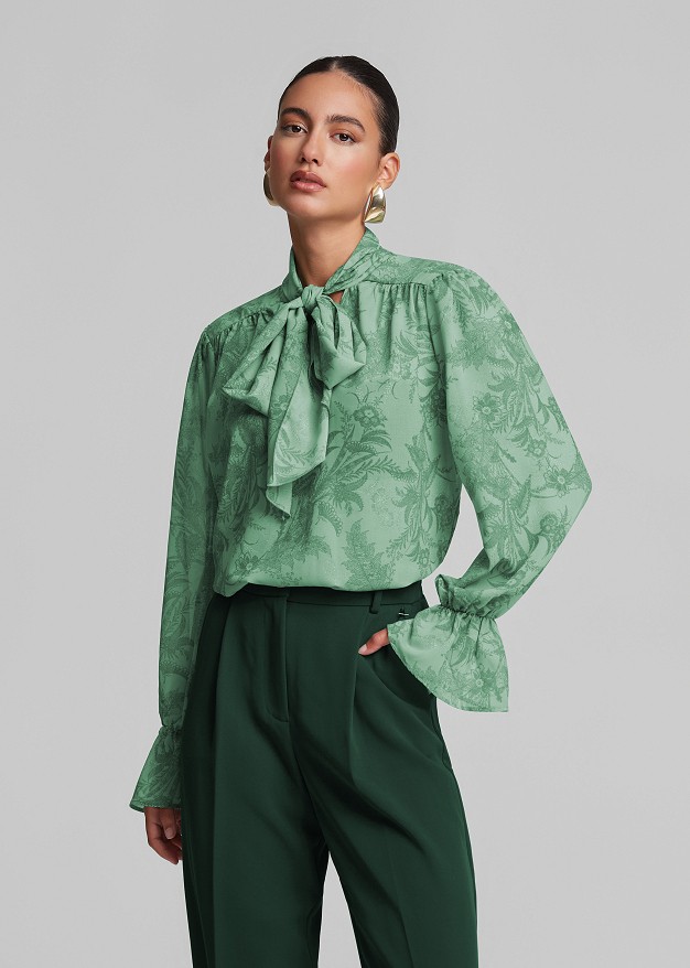 Printed blouse with neck tie
