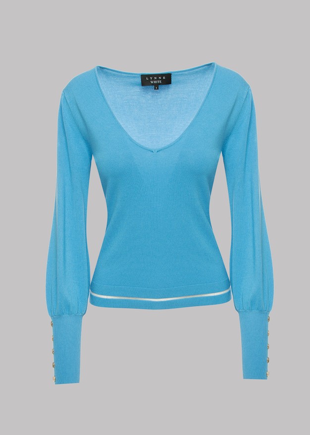 Long sleeve knitted blouse
