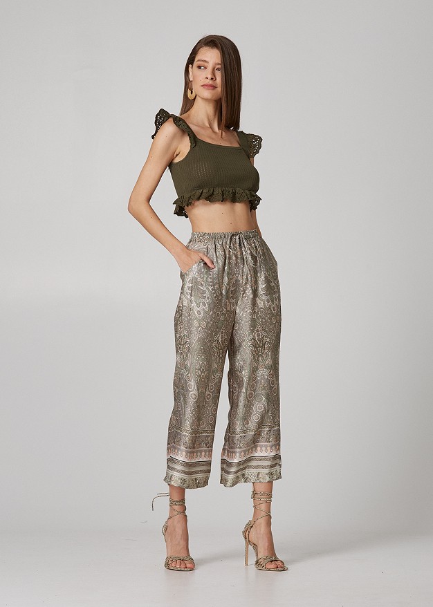 Printed trousers with satin look