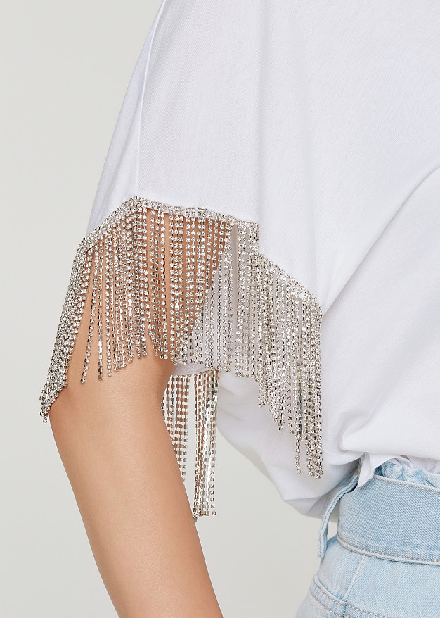 Oversized t-shirt with beads jewelry - Online Exclusive