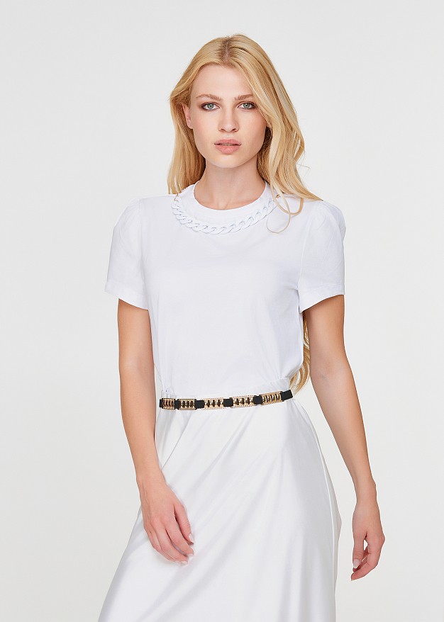 Cropped t-shirt with detachable chain