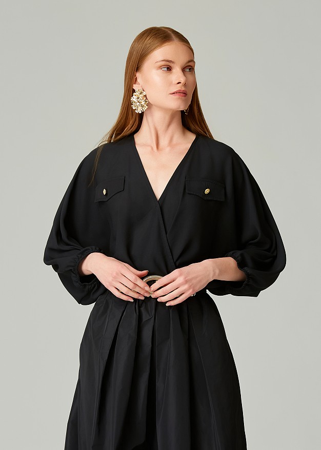 Double breasted blouse with raglan sleeves