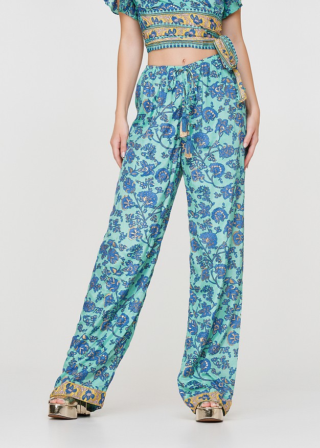 Printed pants in satin look with foil