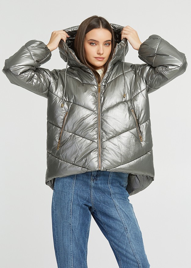 Puffer in metalic fabric with hood