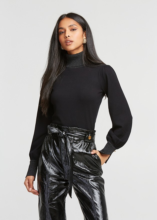 Turtleneck sweater with lurex fabric in the endings