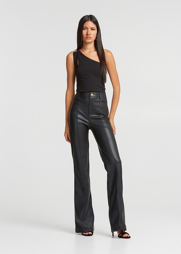 Wide leg pants in leather look