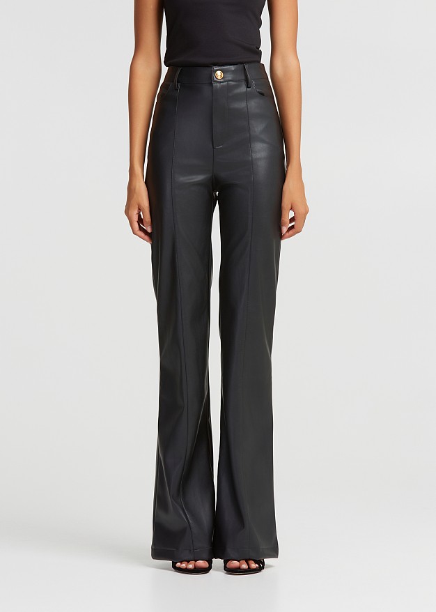 Wide leg pants in leather look