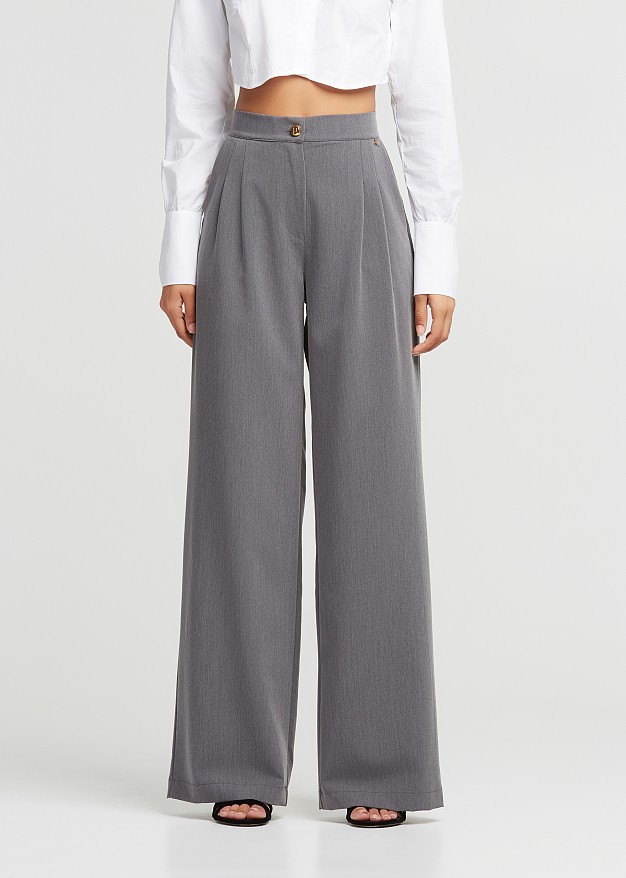 Wide leg pants with pleats