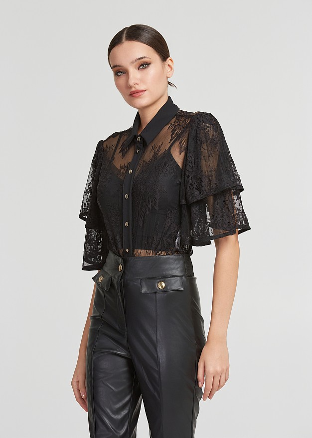 Lace shirt with frilled sleeves