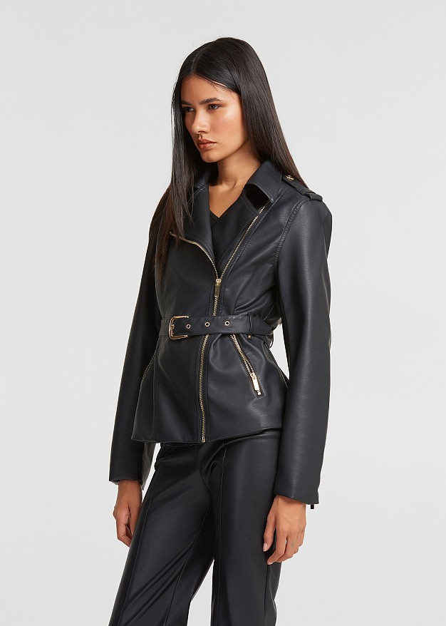 Jacket in leather look