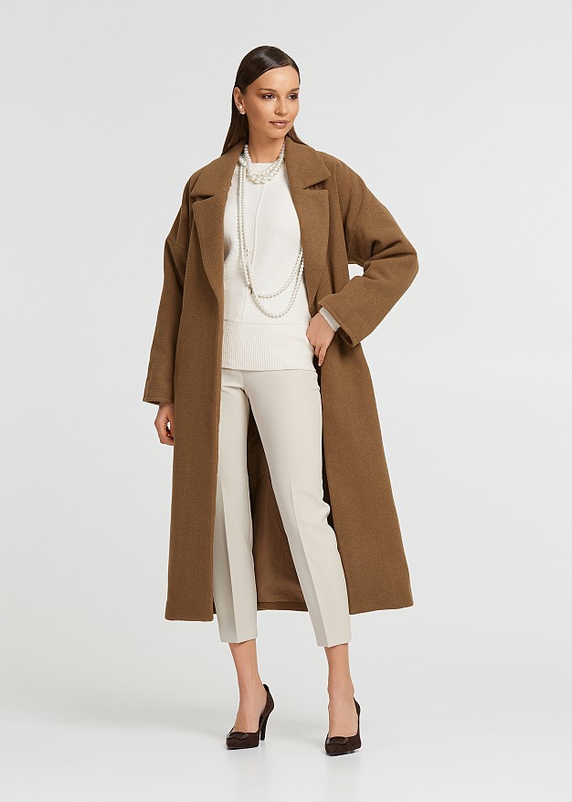 Long coat with detachable belt