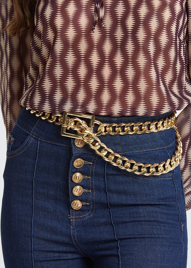 Big buckle bold chain belt in golden look