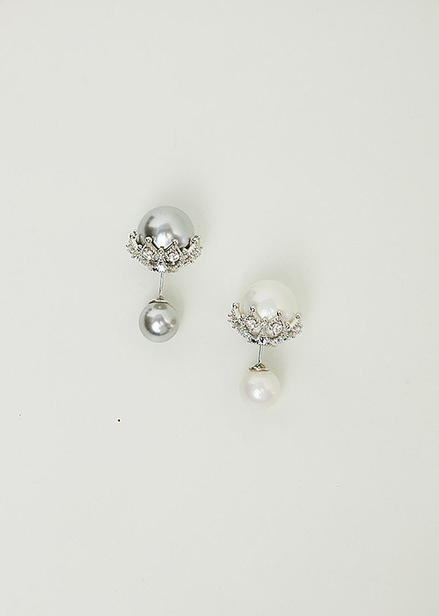 Two pack double pearl earrings