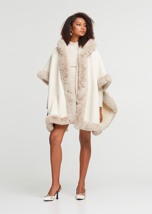 Cape with fur details