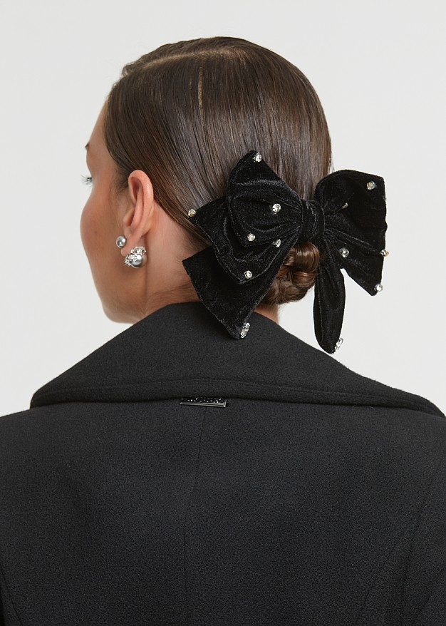 Large bow hair tie in black velvet