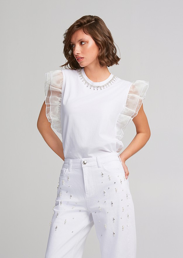 T-shirt decorated with crystals and tulle