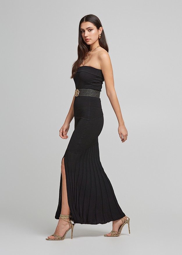 Ribbed strapless dress